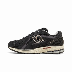 Prestige wear New Balance 1906D Protection Pack Black Premium craftsmanship
