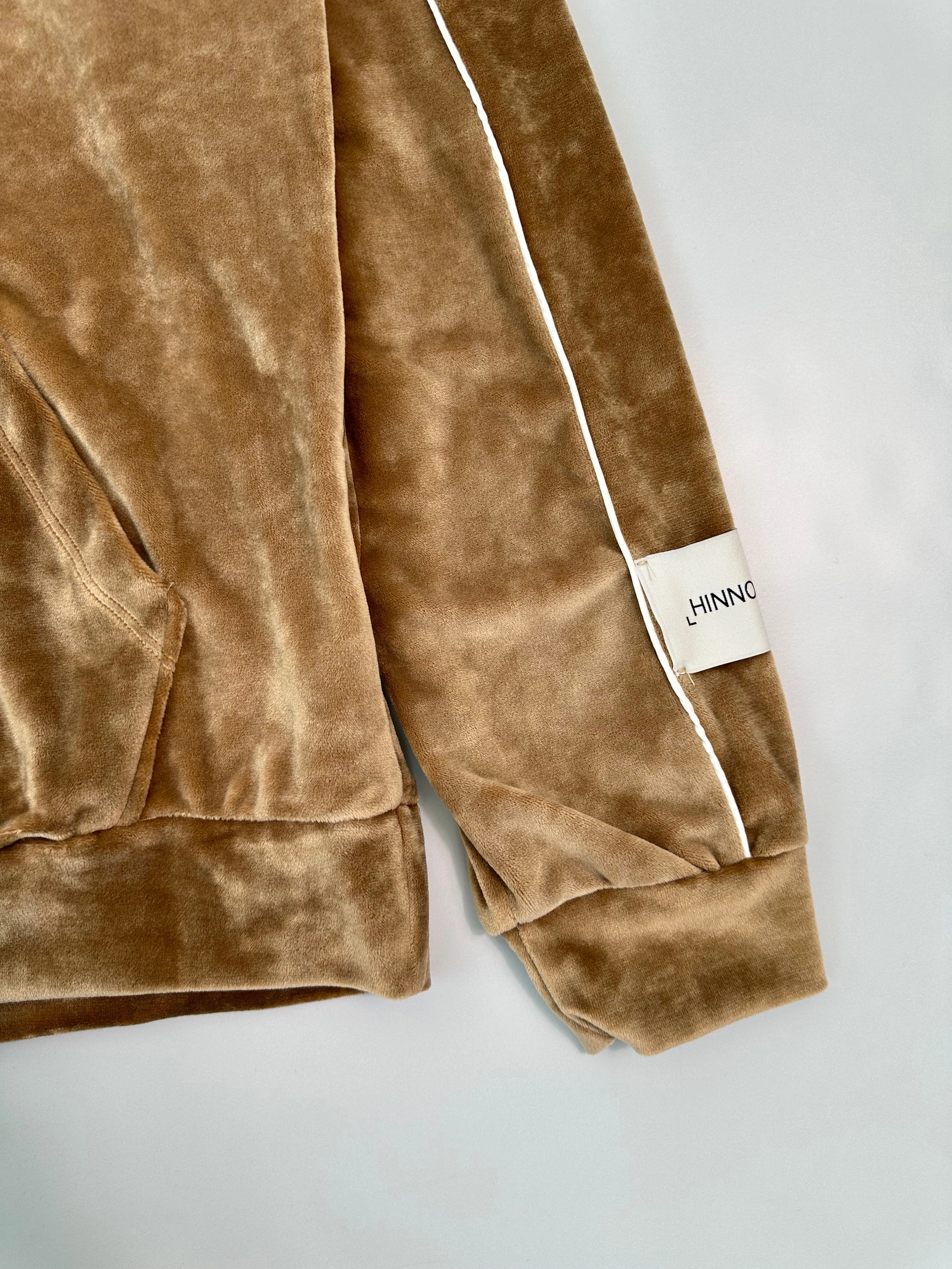 puma new arrivals sneakers Felpa Cappuccio In Ciniglia Color Tortora Con Piping E Etichetta Sulla Manica new collection kurti set