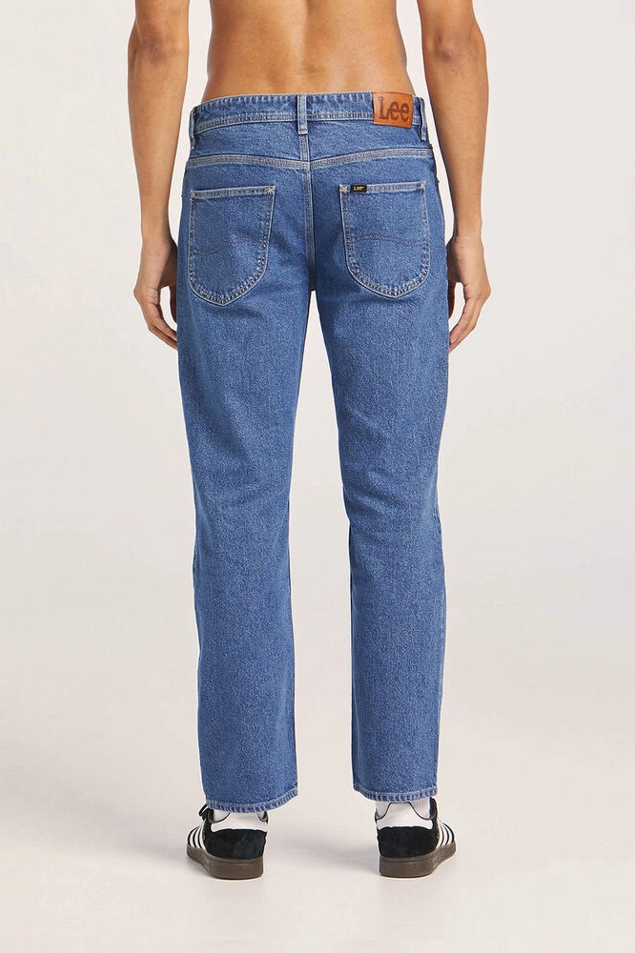 sale banner L-Three Straight Jean Satisfaction Indigo