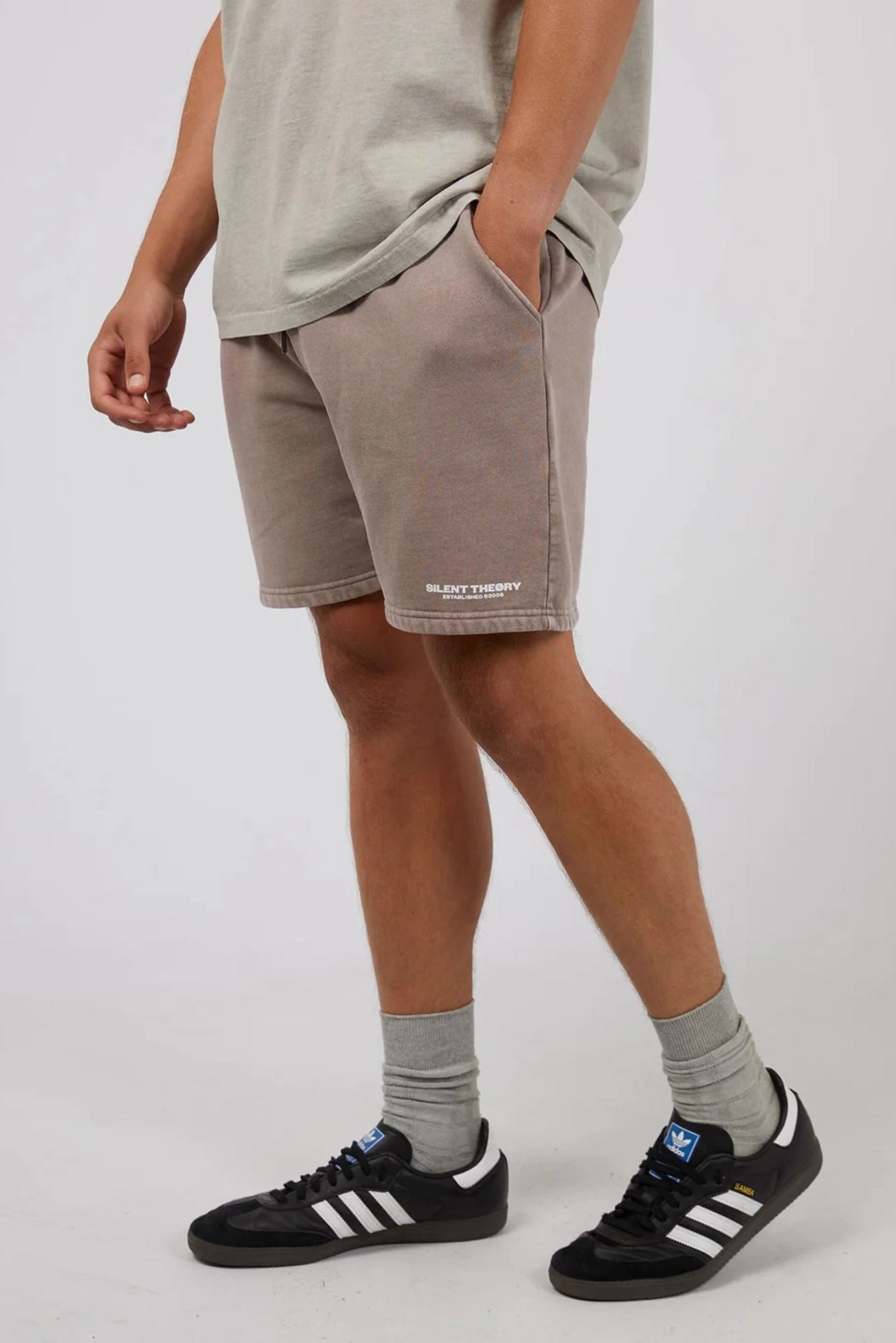 sale book Essential Theory Short Mushroom