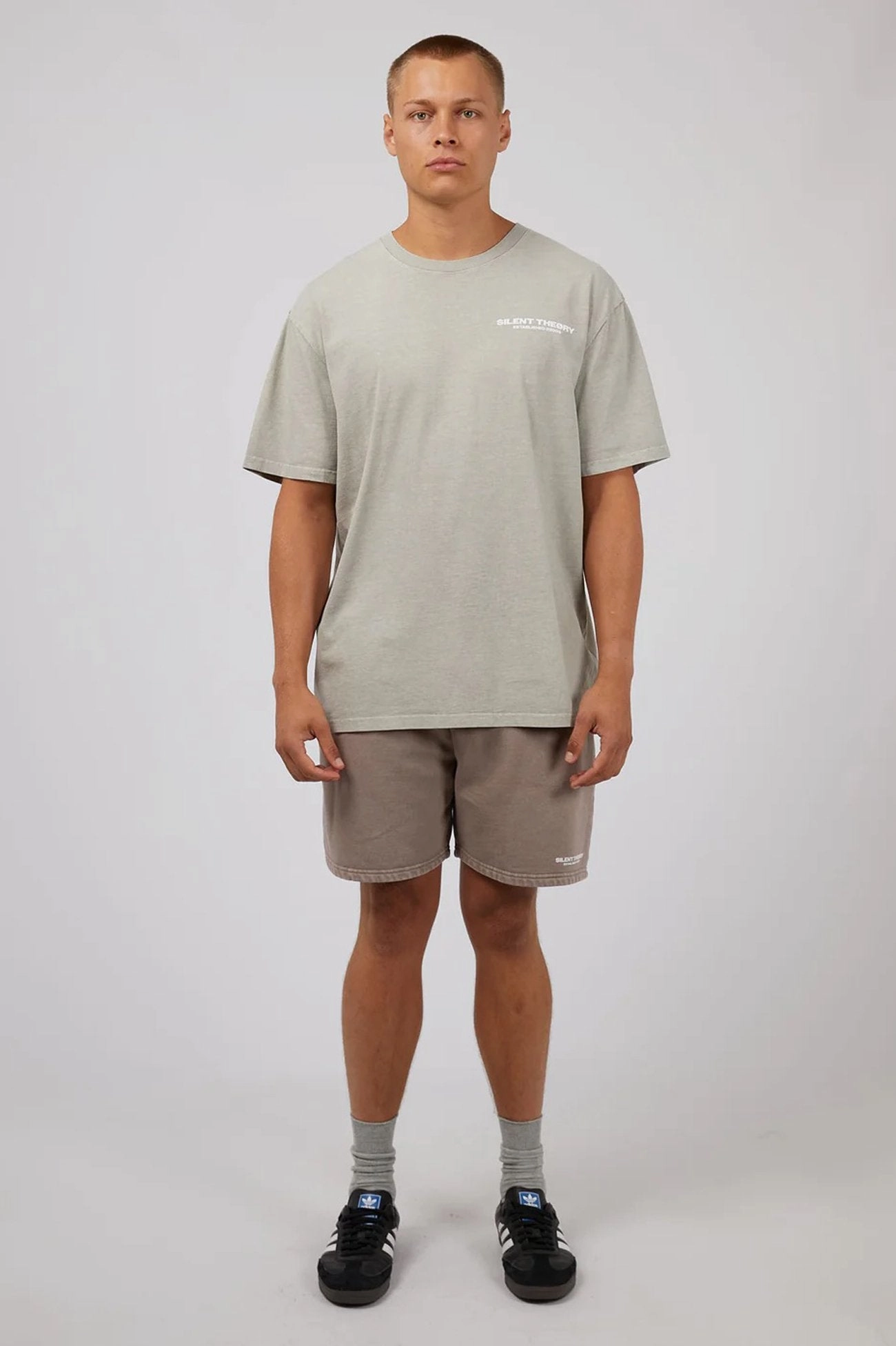 sale book Essential Theory Short Mushroom