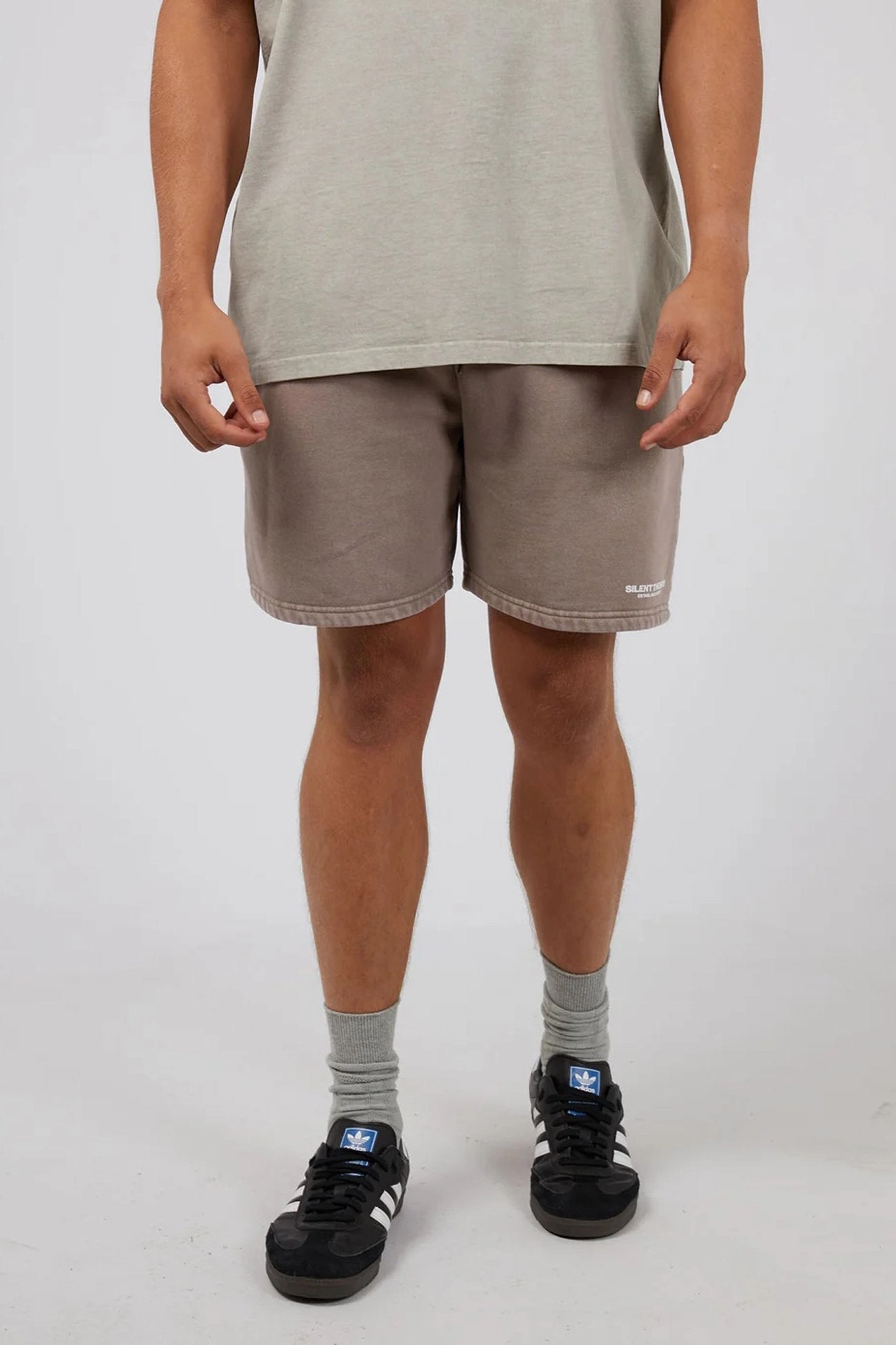sale book Essential Theory Short Mushroom sale womens trainers