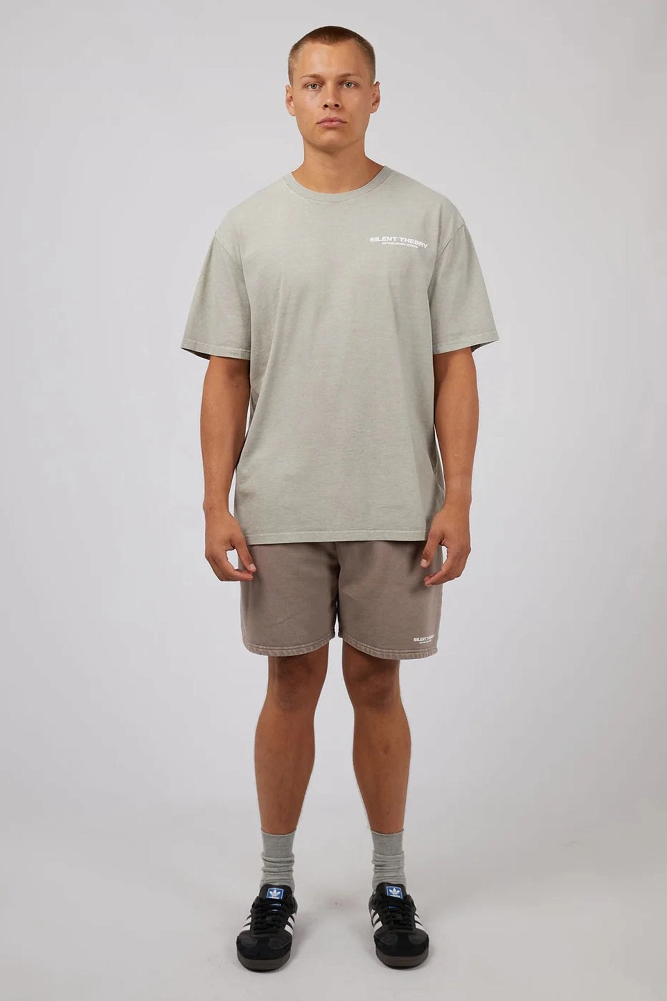 sale book Essential Theory Short Mushroom
