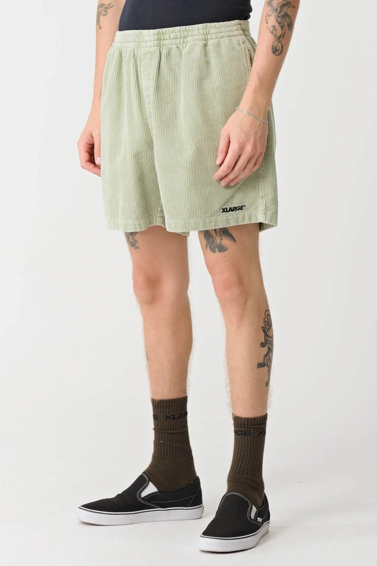 sale charger 91 Wide Cord Beachshort Pigment Swamp