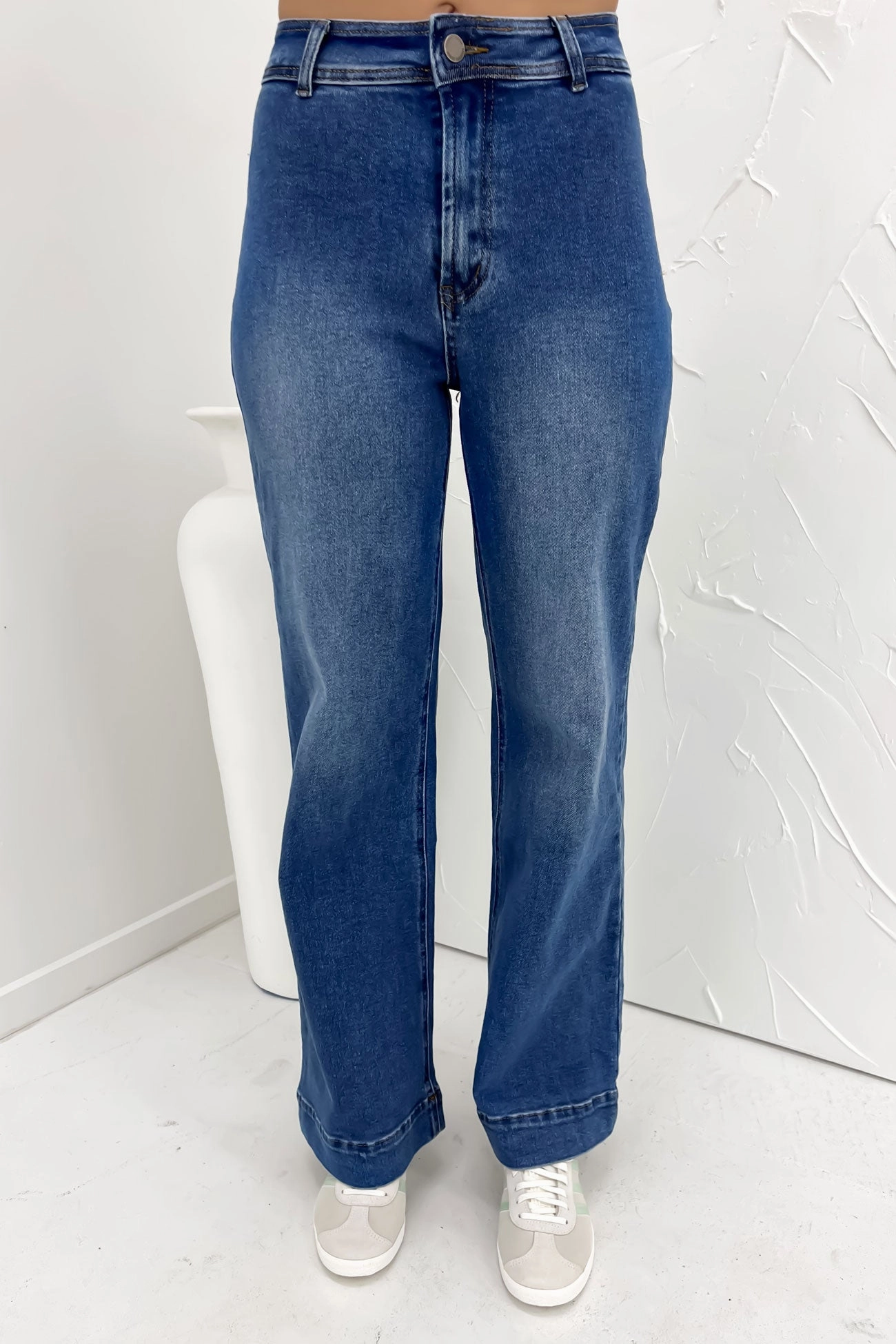 sale fashion Mahnee Flare Jean Mid Blue