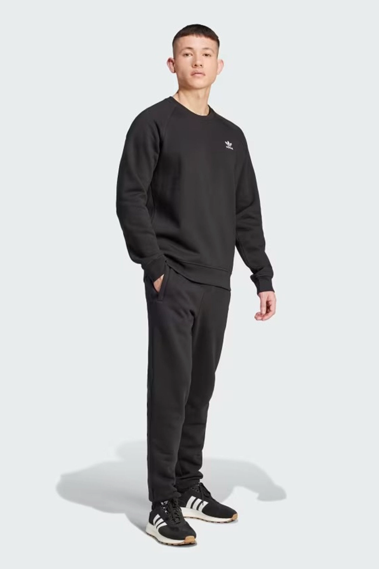 sale lab Essential Crew Black