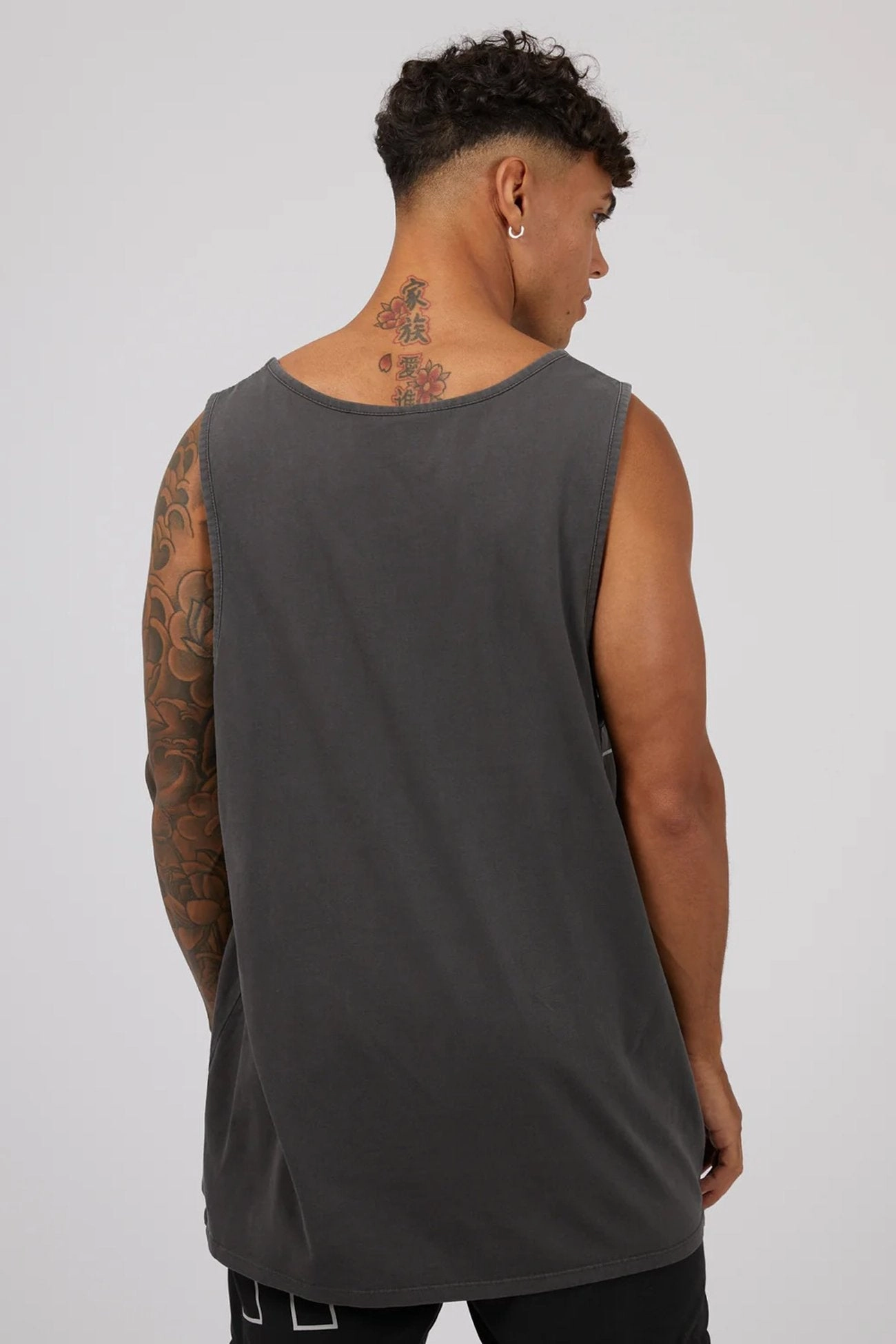 sale tag Link Singlet Washed Black