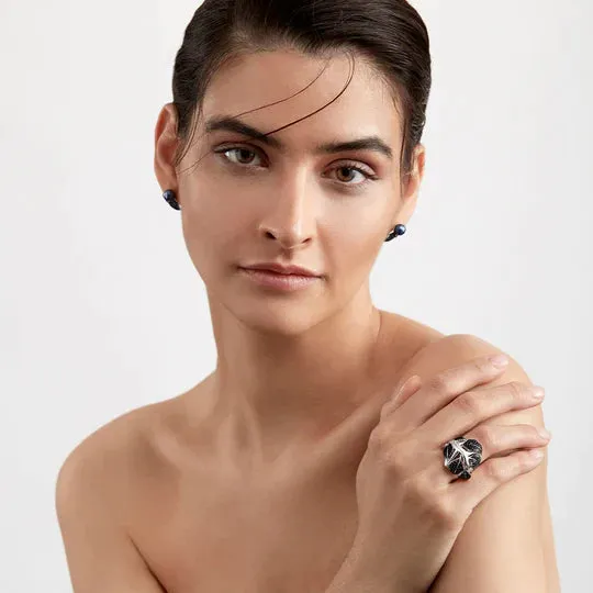 Shaun Leane Blackthorn Sterling Silver Black Spinnel Pearl Leaf Statement Ring