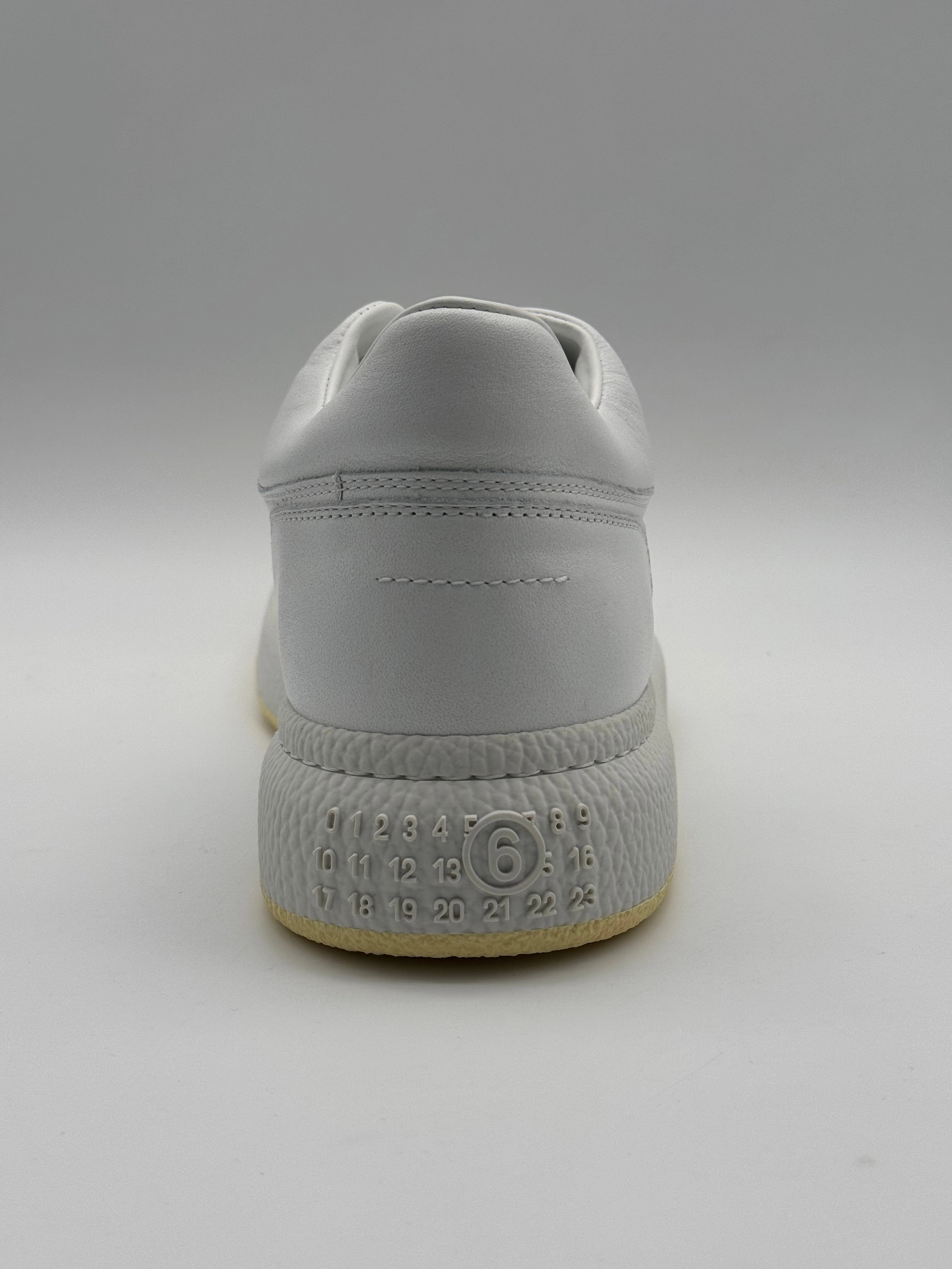 Sneakers Bianche Con Dettaglio Suola Giallo kantagiri new arrivals suruma. in new arrivals online shopping