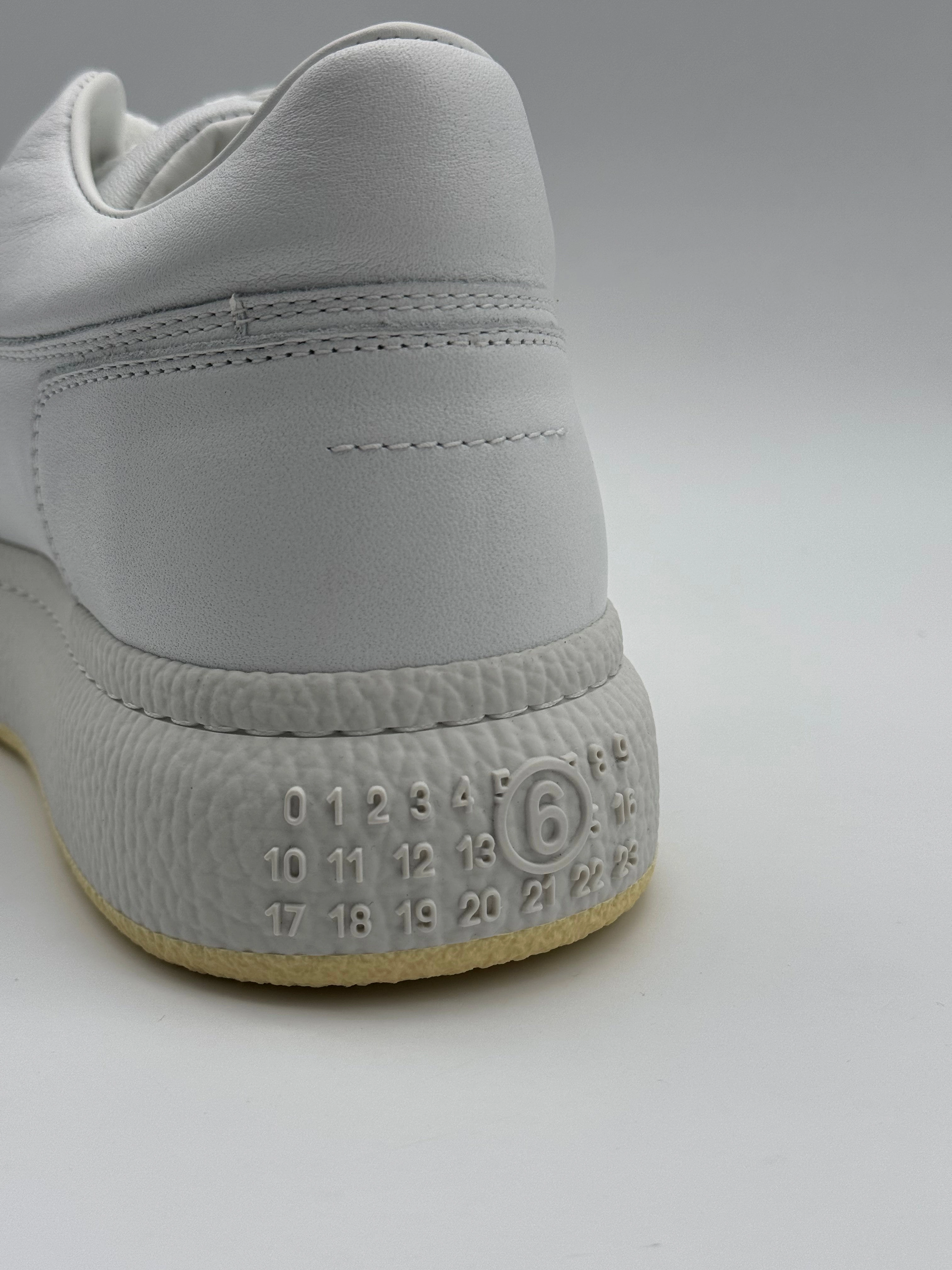 Sneakers Bianche Con Dettaglio Suola Giallo kantagiri new arrivals suruma. in new arrivals online shopping