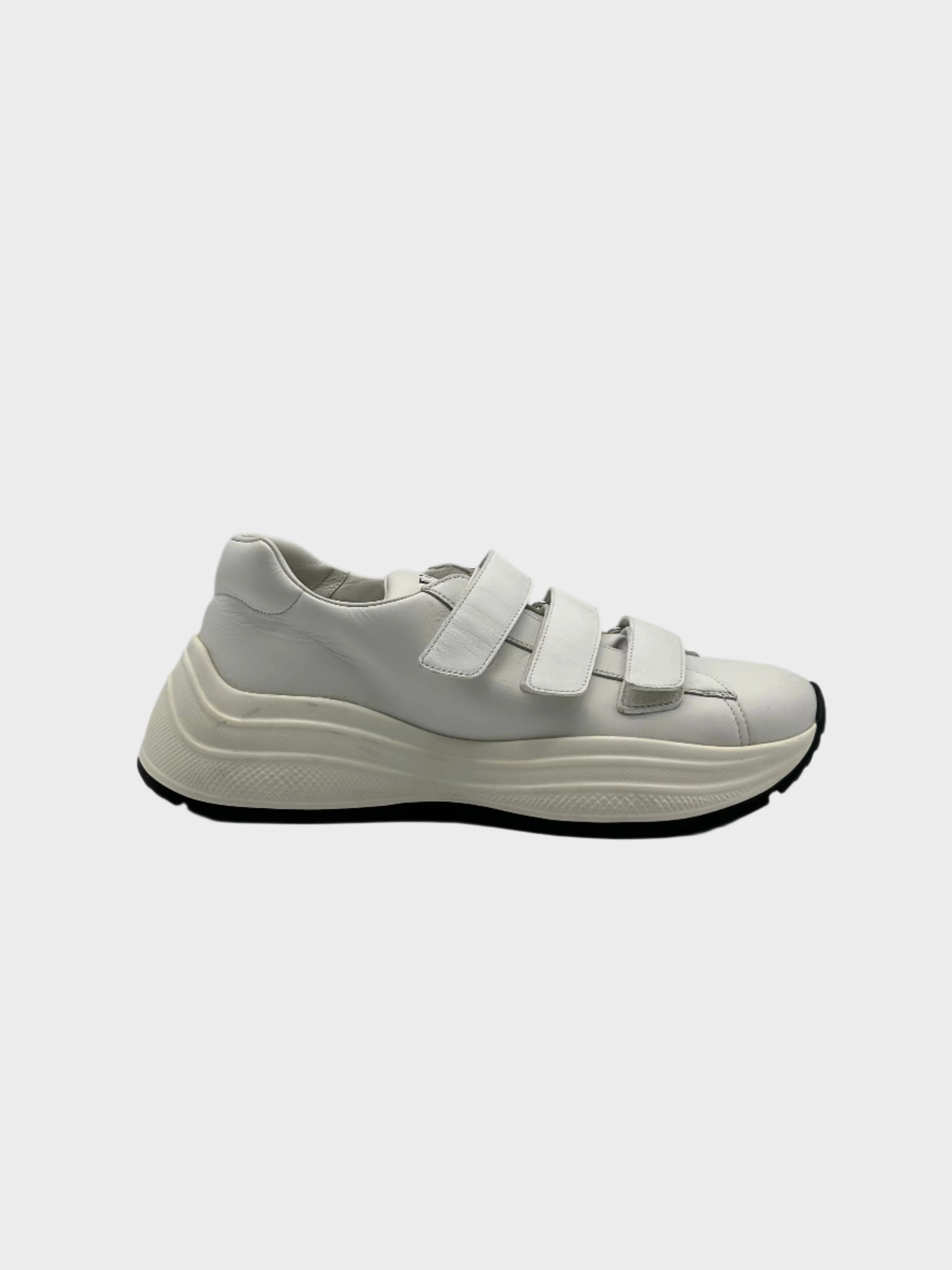 wedtree new arrivals Sneakers Bianche Con Strappi E Logo Sulla Suola aurelia new arrivals new arrival bathu sneakers