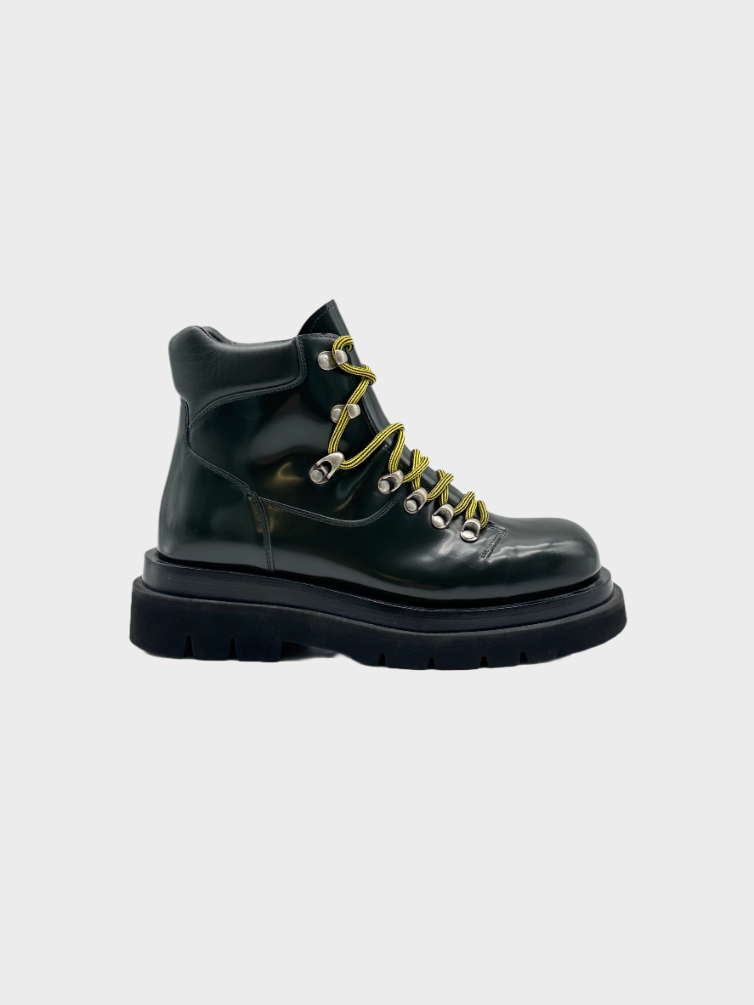 new arrivals nike new arrival on cloud shoes Stivaletto Stringato new me collection