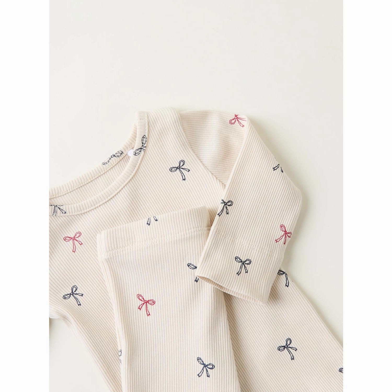 Superior Name It White Swan Labela Slim Leggings