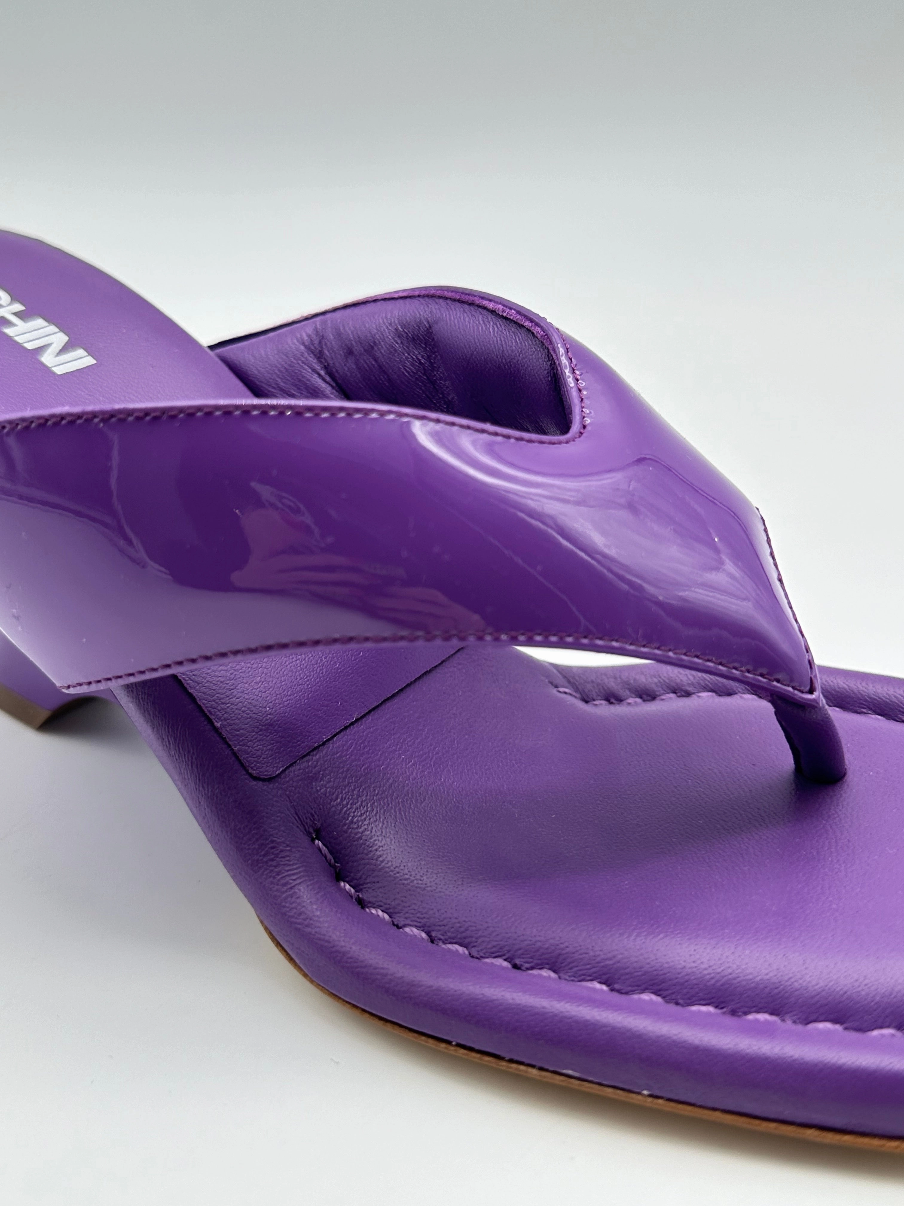 suruma in new arrivals online shopping ladies Sandali Infradito Viola Con Tacco Scultoreo glitzindia new arrivals