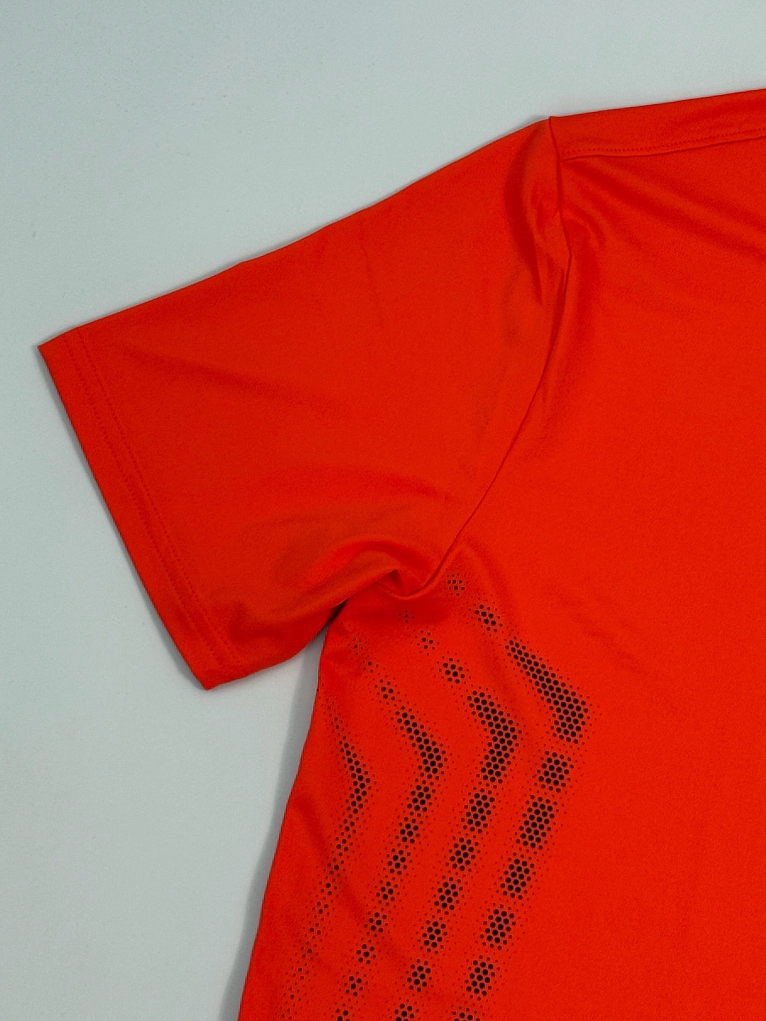 T-shirt Vanish Energy new arrival shirt new arrivals elbise renkli