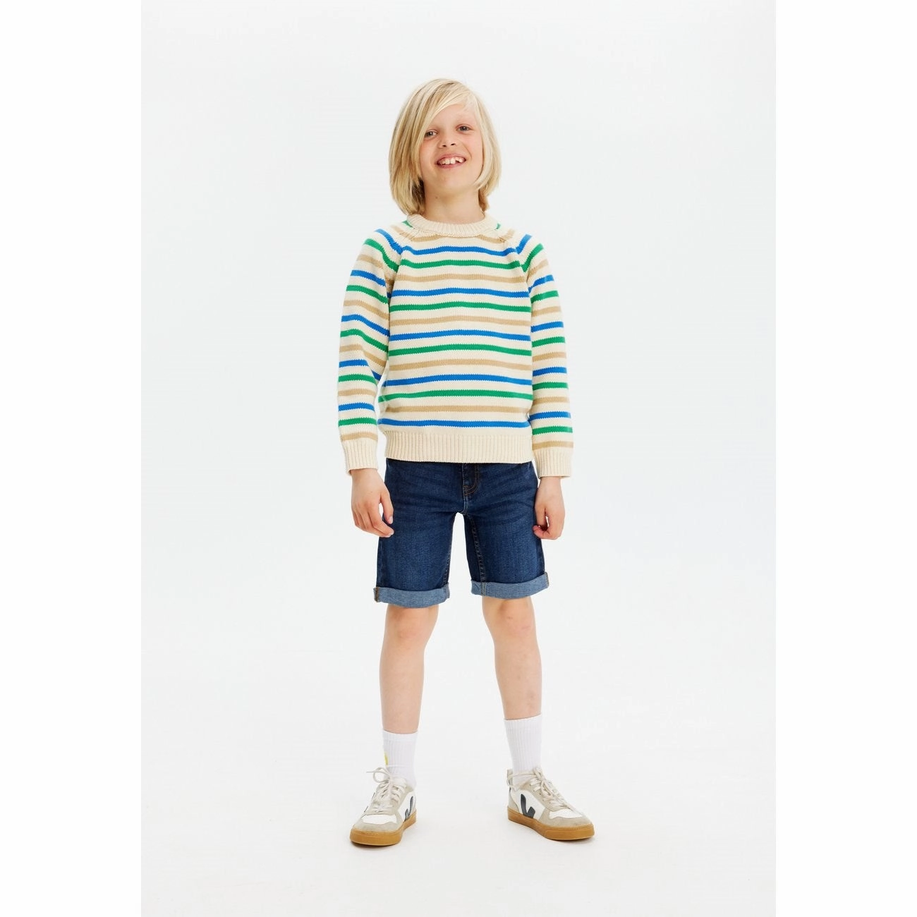 The New Dark Blue Denim Shorts Texture