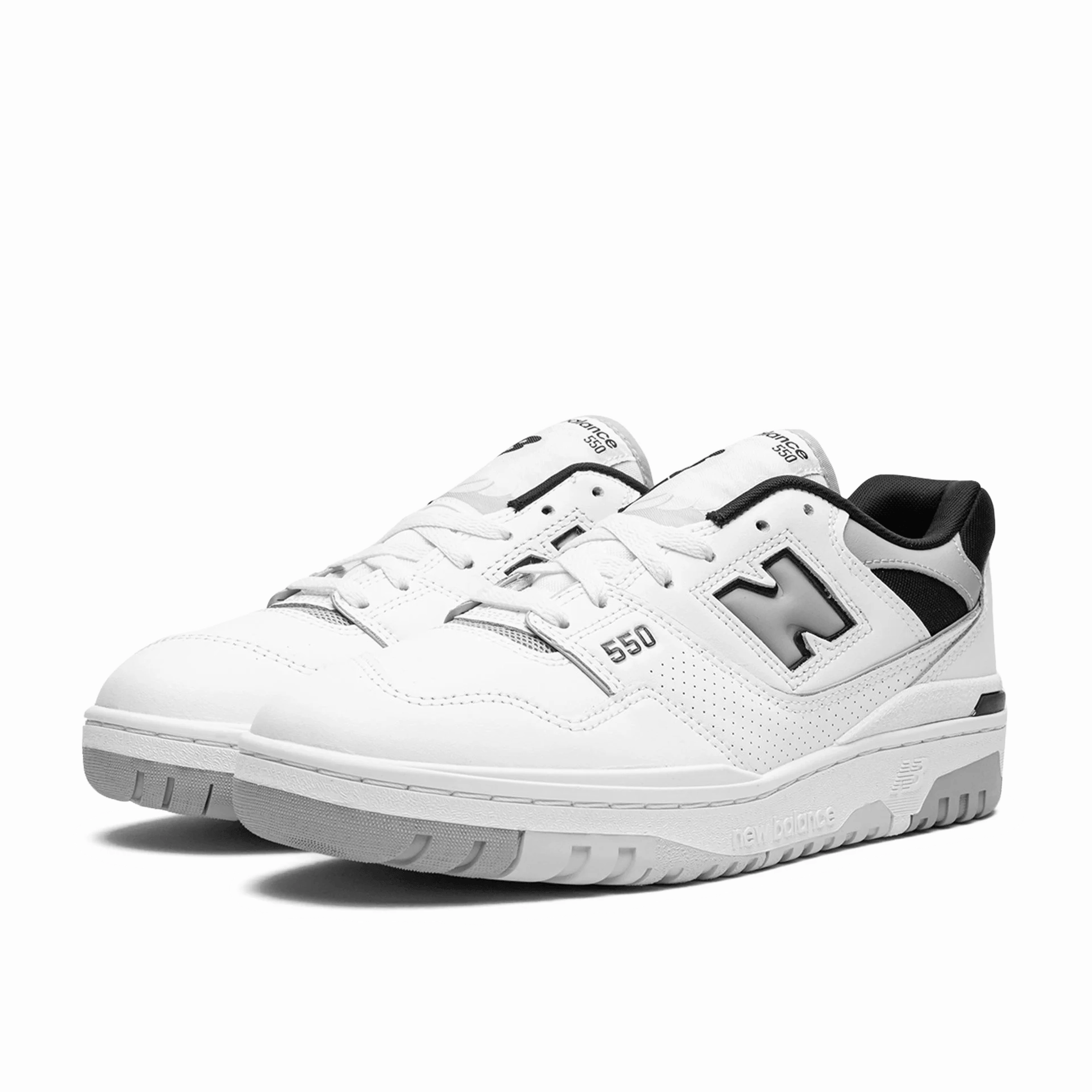 Timeless luxury New Balance 550 White Concrete Black