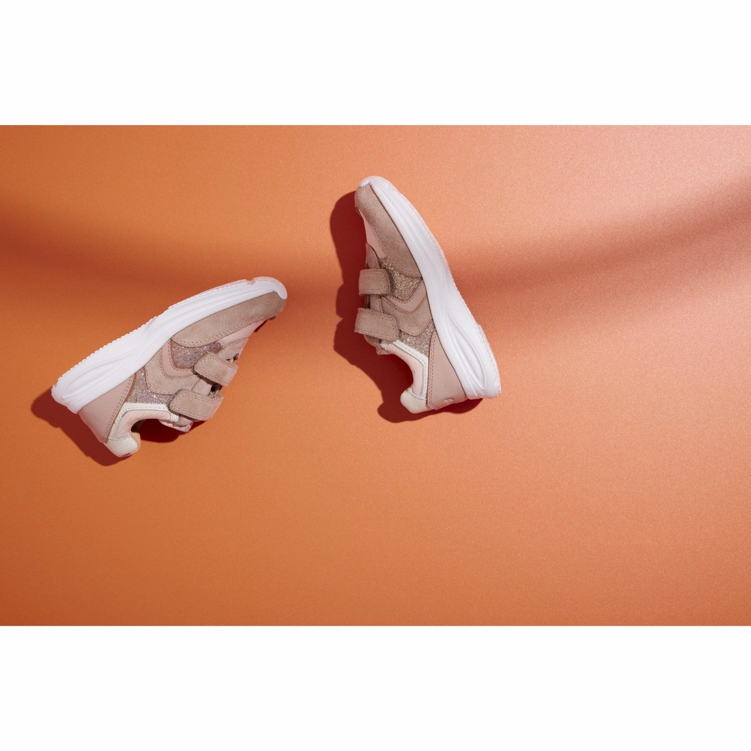 Travel shoes Bisgaard Blush Glitter Yuki Glitter Velcro Shoe