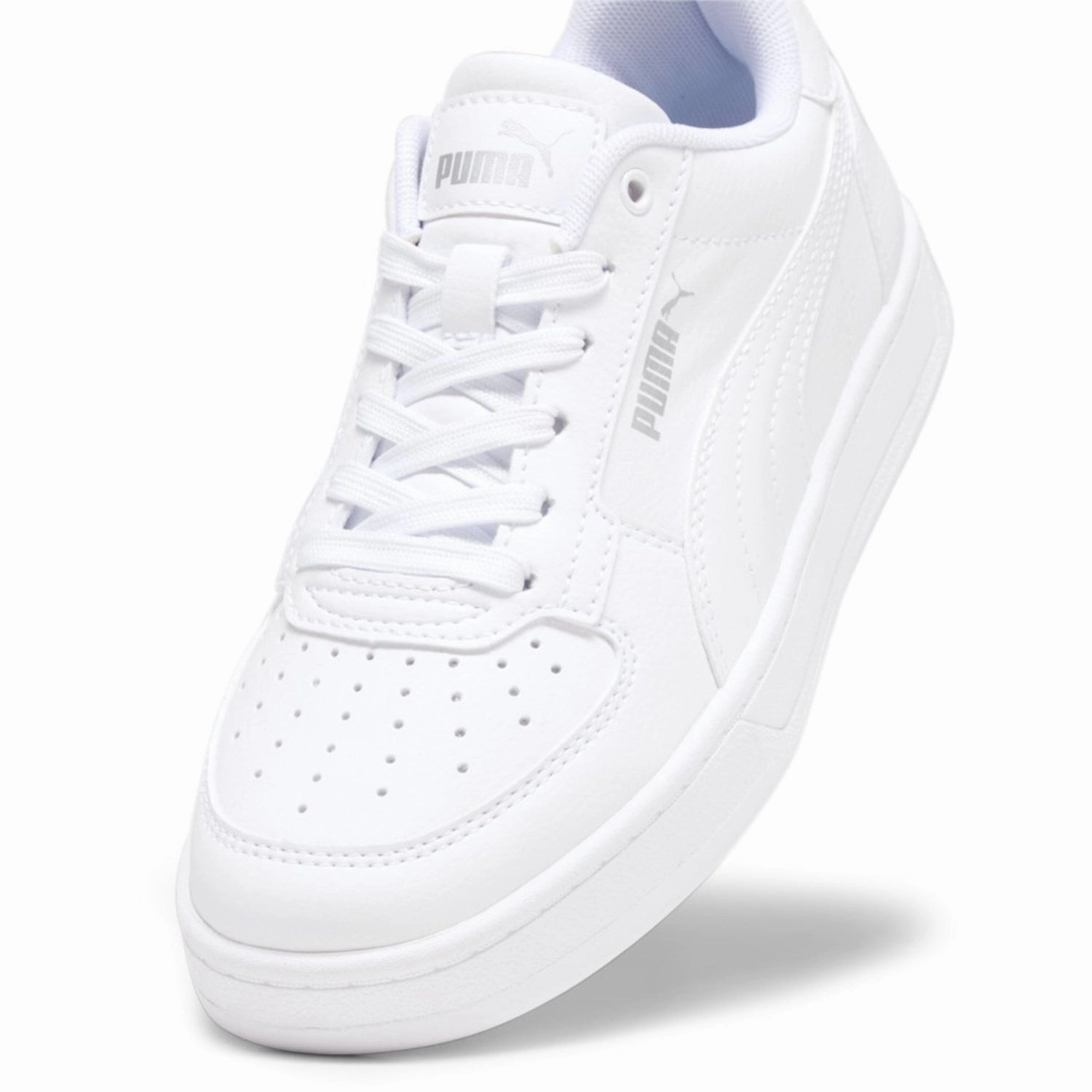 Trendy shoes Puma White Caven 2.0 Jr Sneakers