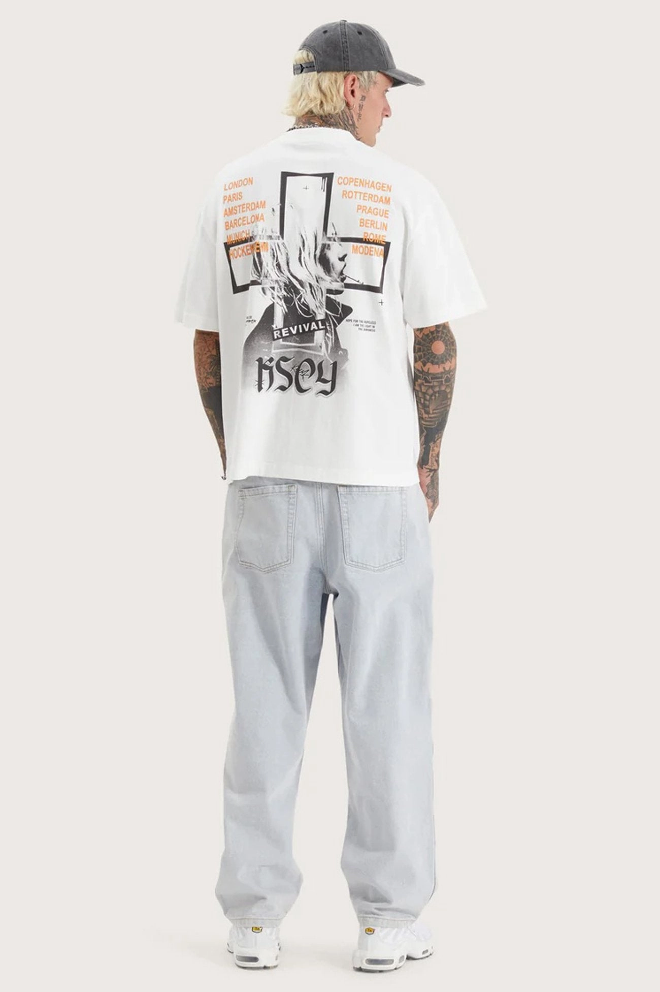 Vage Street Tee Natural White sale game game washing machines