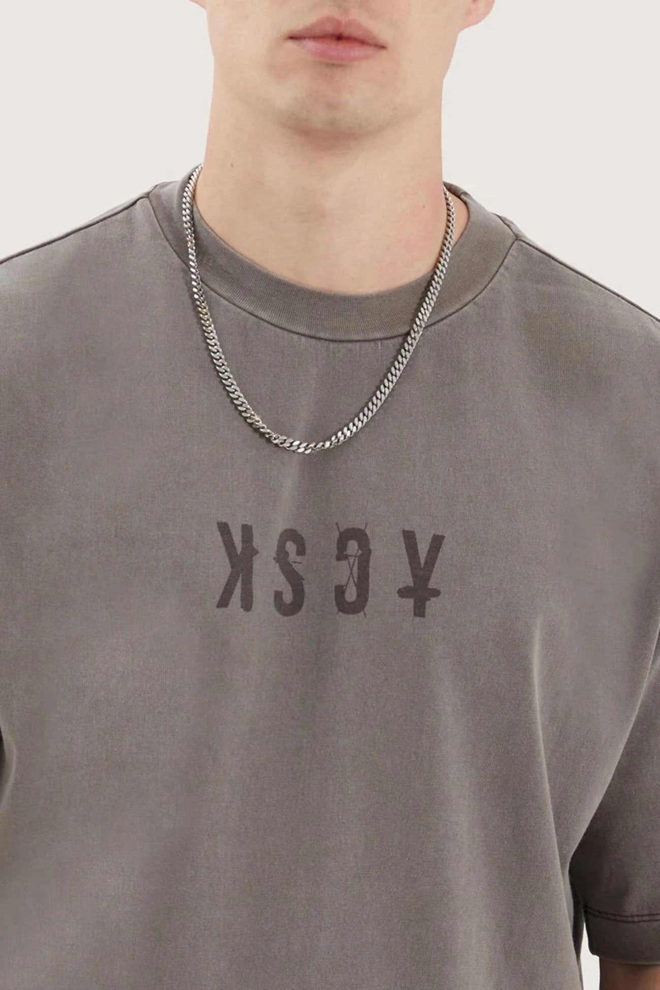 veja sale West Oversized Tee Pigment Iron