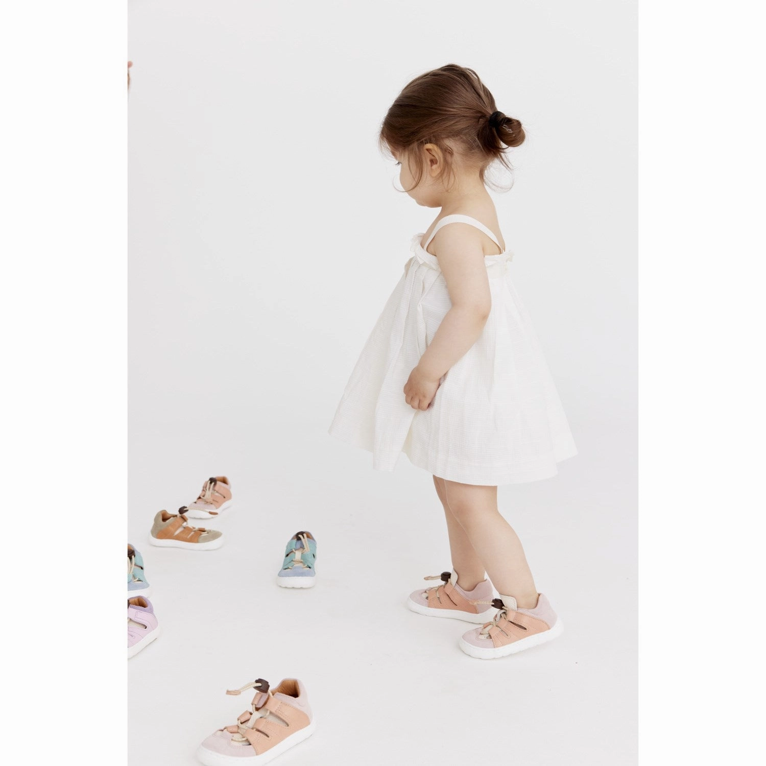 Vintage shoes Bisgaard Peach Melba Barefoot Fletcher Sandal