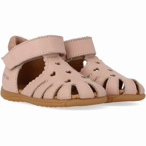Wedges Angulus Rosebud/Rosebud Barnets Frste Sandal Med Udstanset Hjertemnster Autumn shoes