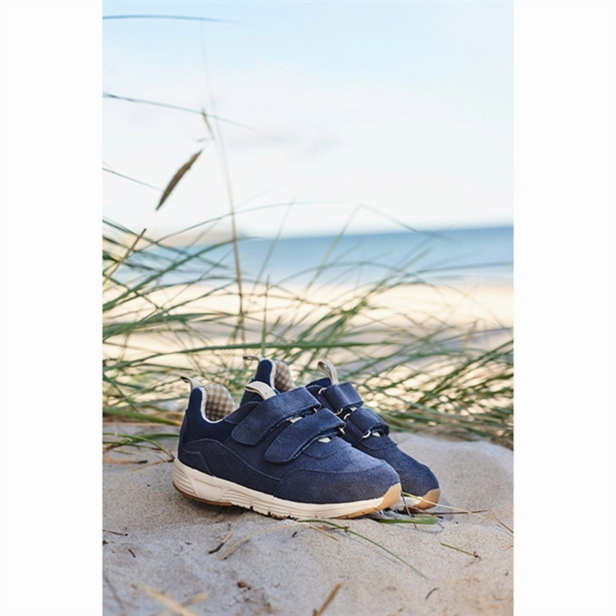 Wheat Tex Shoe Alin Navy Travel shoes
